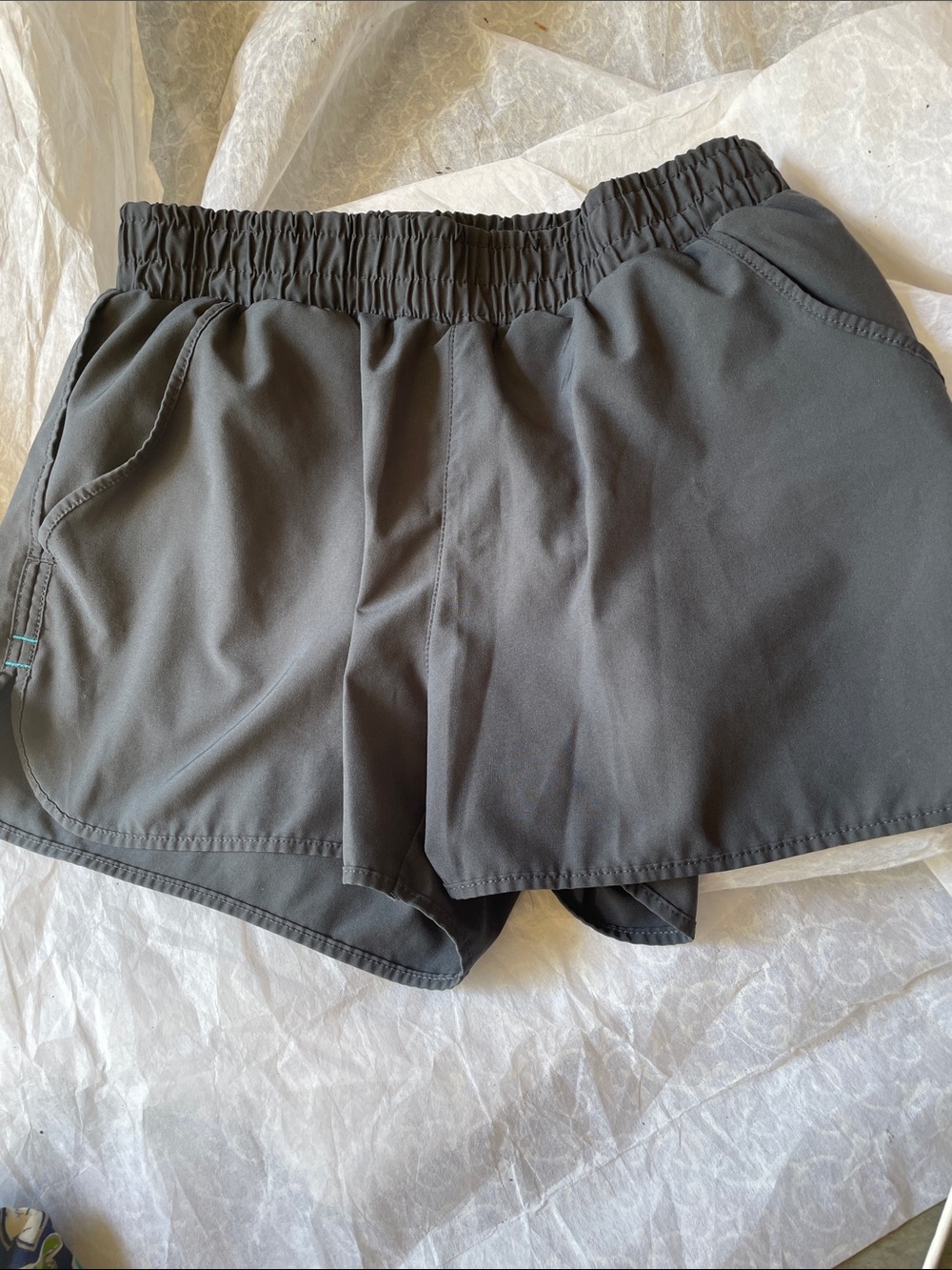 Hind Black Elastic-Waist Athletic Shorts